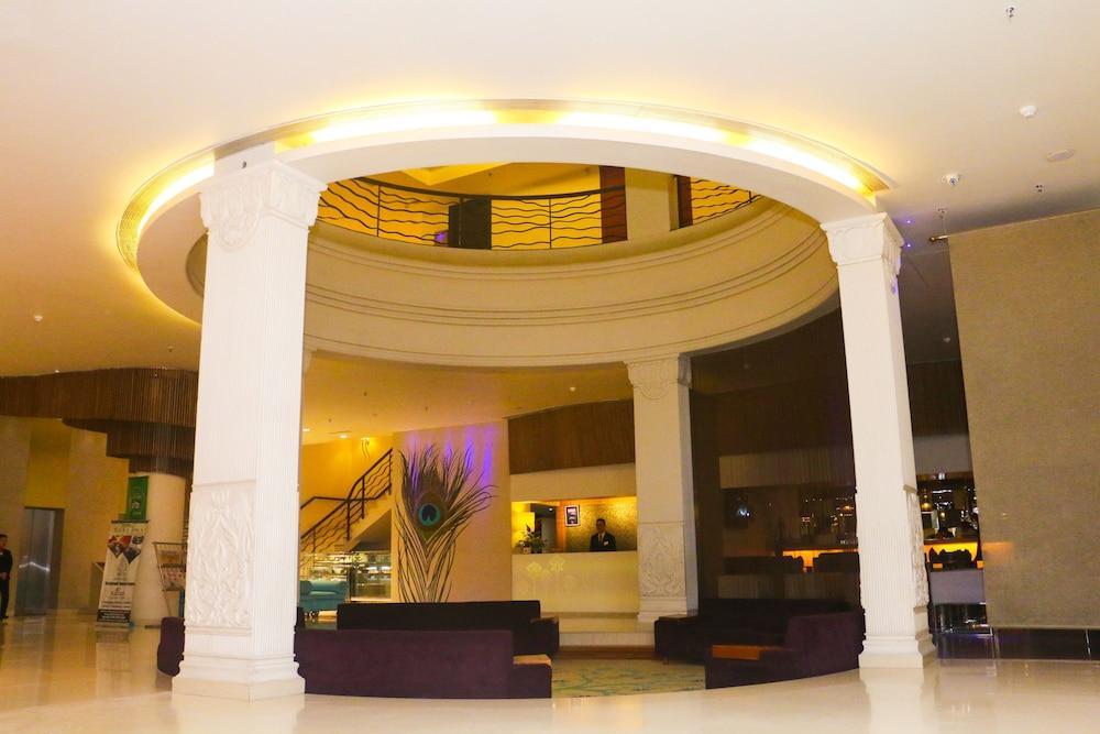 Barsana Hotel & Resort Siliguri Exteriör bild