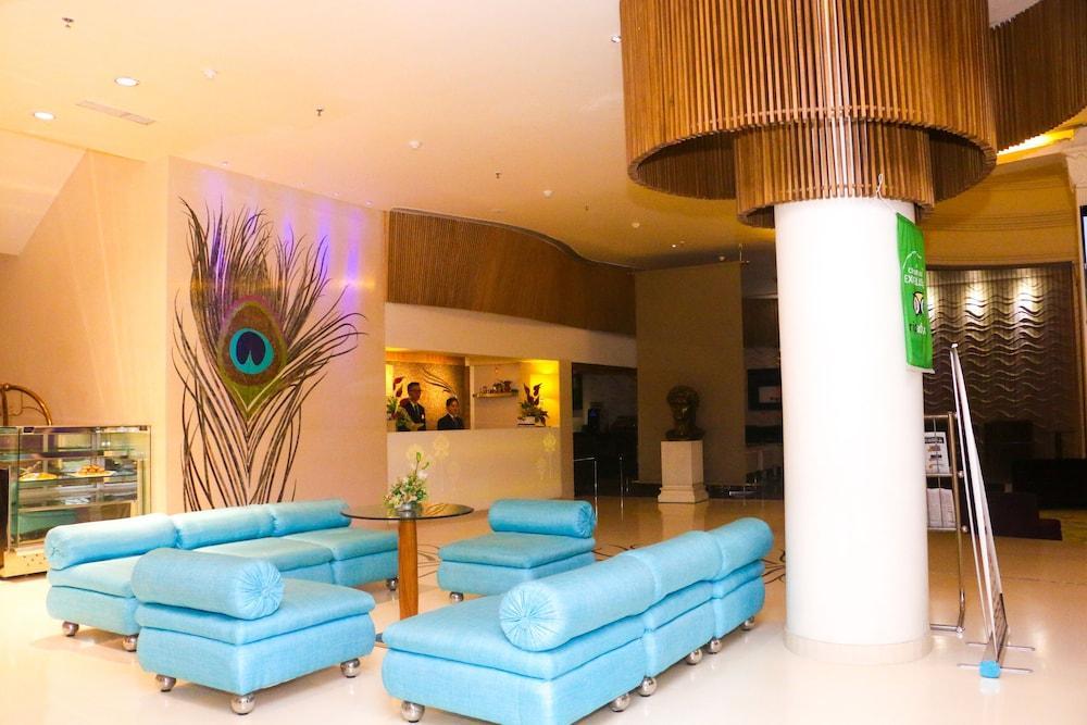 Barsana Hotel & Resort Siliguri Exteriör bild