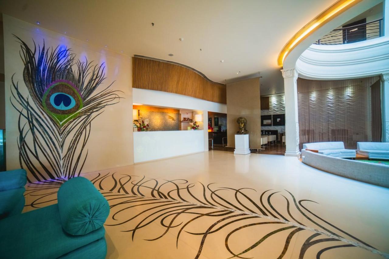 Barsana Hotel & Resort Siliguri Exteriör bild